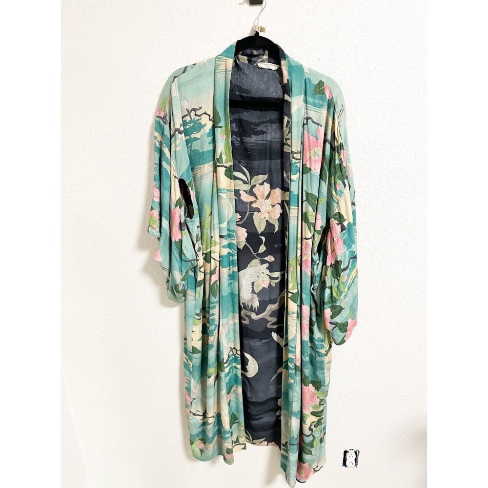 Spell And The Gypsy Collective Nightingale Reversible Kimono Floral Size S/M - Picture 3 of 8